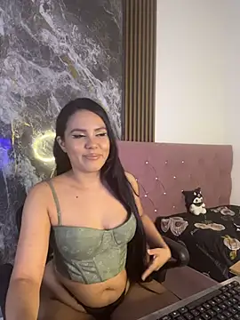 nicol jone1 online show from June 2026 12:39:02 AM