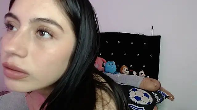 Bonny Bonss online show from May 2026 09:12:01 PM