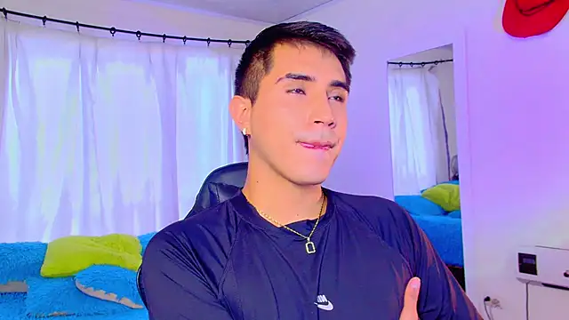 Chris Maddox online show from December 2025 07:18:01 PM