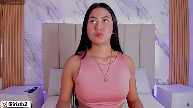 Iris Thompson  online show from February 2026 08:41:01 PM