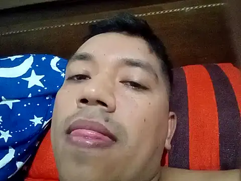 angelito0219 online show from December 2024 12:57:01 PM
