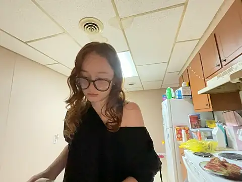 gingerbabe18 online show from May 2026 01:09:01 AM