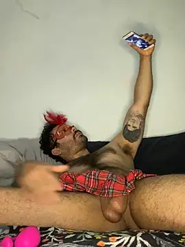 Snapshot of Karlo_98 chatting on October 2025 09:11:02 PM Karlo 98 online show from October 2025 09:11:02 PM