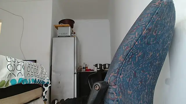 Hugetittiesxx2 online show from April 2026 05:47:01 AM