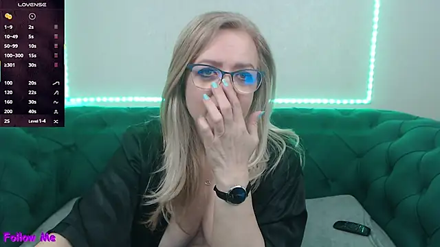 IvanaCharm online show from March 2026 04:27:02 AM