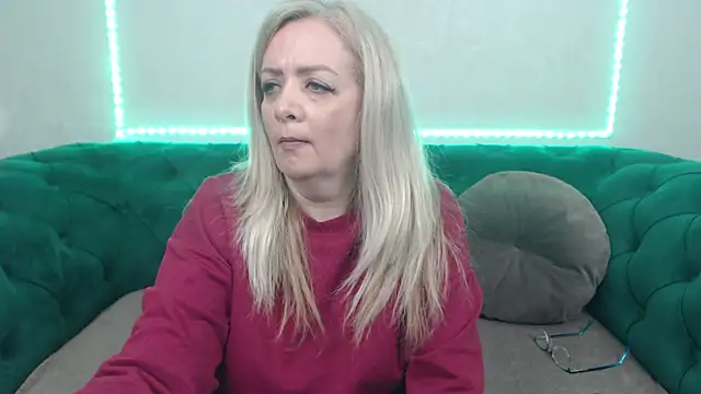 IvanaCharm online show from April 2026 03:13:02 AM