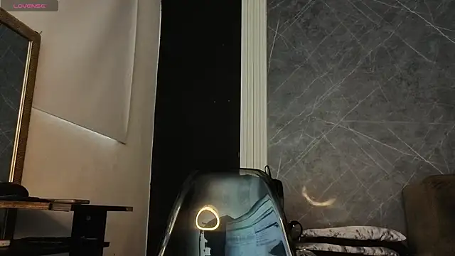 YummyDuooo online show from October 2025 12:02:01 PM