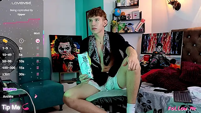 Snapshot of flowers18 chatting on November 2025 10:10:01 PM flowers18 online show from November 2025 10:10:01 PM