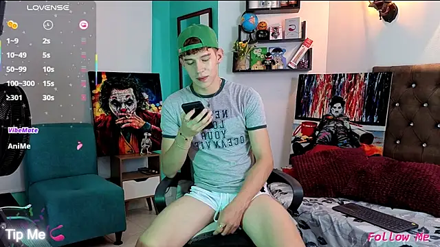 Snapshot of flowers18 chatting on November 2025 11:05:01 PM flowers18 online show from November 2025 11:05:01 PM