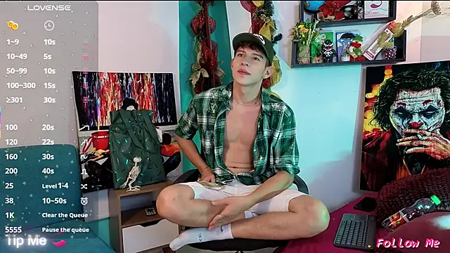 Snapshot of flowers18 chatting on December 2025 10:25:01 PM flowers18 online show from December 2025 10:25:01 PM