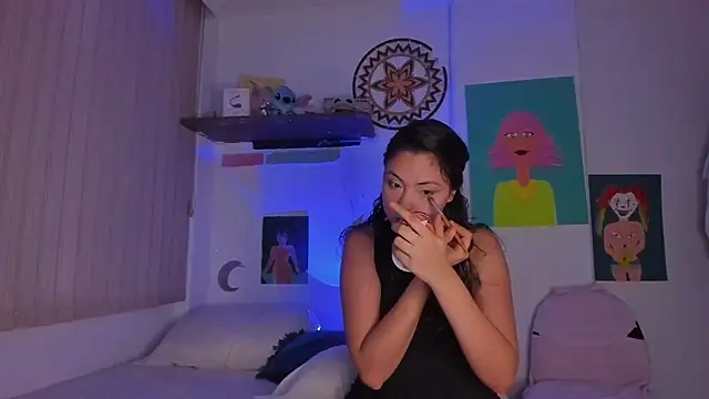 Snapshot of azumi_cutiepie_ chatting on March 2025 09:21:01 PM azumi cutiepie online show from March 2025 09:21:01 PM