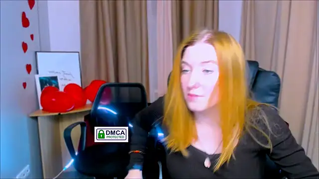 Snapshot of daisy_candy chatting on March 2025 01:10:02 AM daisy candy online show from March 2025 01:10:02 AM