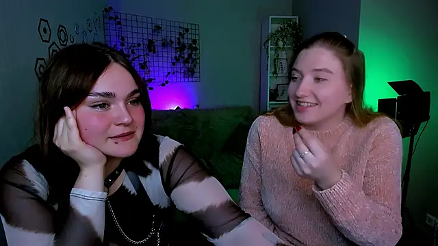 Snapshot of daisy_candy chatting on October 2025 07:59:02 PM daisy candy online show from October 2025 07:59:02 PM