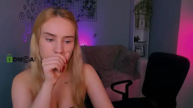 Snapshot of daisy_candy chatting on October 2025 07:15:02 PM daisy candy online show from October 2025 07:15:02 PM