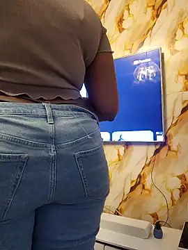 Drippincaty online show from April 2026 03:35:02 PM