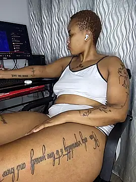 Drippincaty online show from February 2026 02:45:02 AM