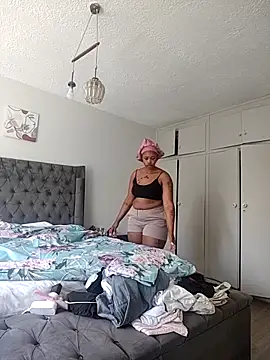 Snapshot of Drippincaty chatting on September 2025 09:01:01 AM Drippincaty online show from September 2025 09:01:01 AM