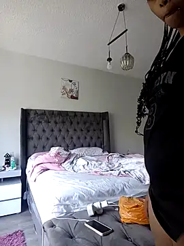 Snapshot of Drippincaty chatting on October 2025 07:43:02 AM Drippincaty online show from October 2025 07:43:02 AM