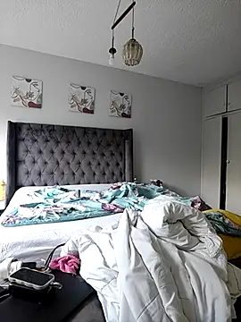 Drippincaty online show from December 2025 11:20:02 AM