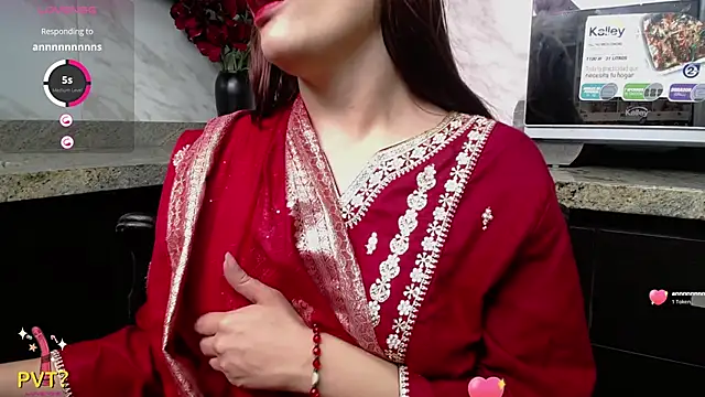 shantala krisha online show from February 2026 07:23:01 PM