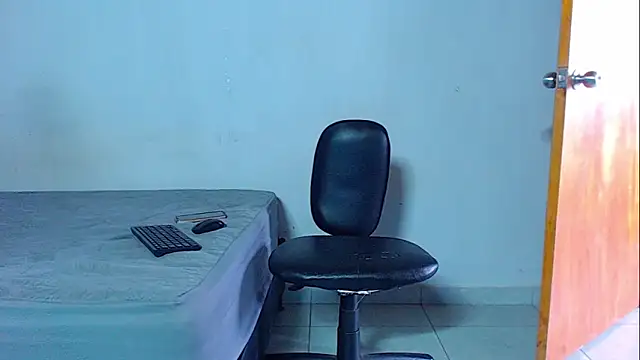 mikecoper 23 online show from January 2026 01:15:01 PM