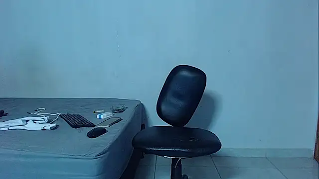 mikecoper 23 online show from December 2025 02:33:01 AM