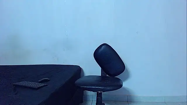mikecoper 23 online show from May 2026 01:42:01 PM