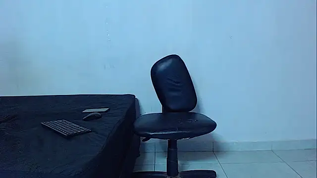 mikecoper 23 online show from May 2026 02:14:01 AM
