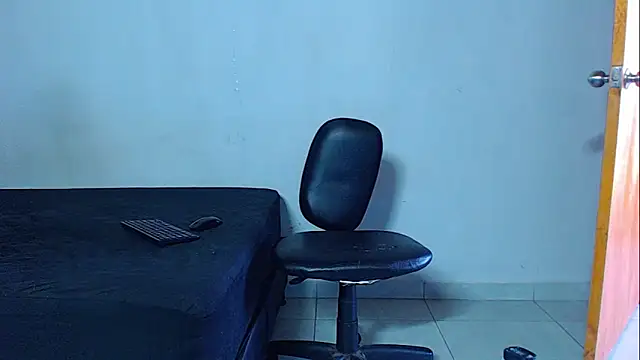 mikecoper 23 online show from February 2026 01:27:01 PM