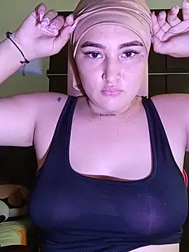 Celeste camila18 online show from May 2026 06:02:01 PM