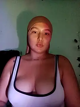 Snapshot of Celeste_camila18 chatting on November 2025 10:24:02 PM Celeste camila18 online show from November 2025 10:24:02 PM