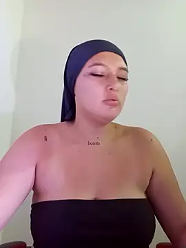 Snapshot of Celeste_camila18 chatting on September 2025 12:20:01 PM Celeste camila18 online show from September 2025 12:20:01 PM