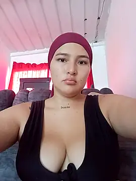 Snapshot of Celeste_camila18 chatting on December 2025 05:44:01 PM Celeste camila18 online show from December 2025 05:44:01 PM