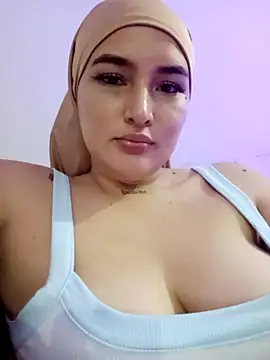 Celeste camila18 online show from March 2026 05:12:02 AM
