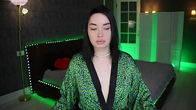 Miss Elia online show from February 2026 03:21:01 PM