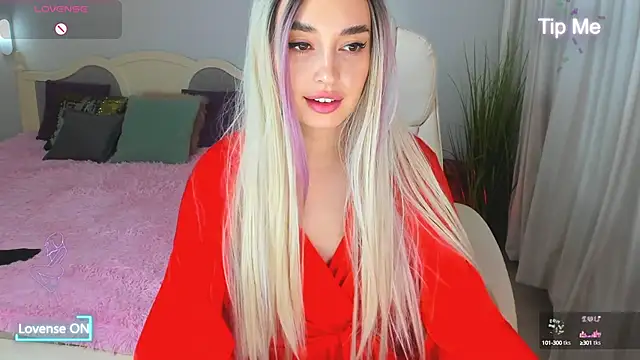 Miss Elia online show from February 2025 07:55:01 PM