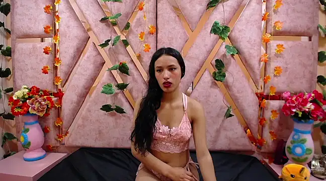 Snapshot of Salome_Queem chatting on January 2025 09:59:01 AM Salome Queem online show from January 2025 09:59:01 AM