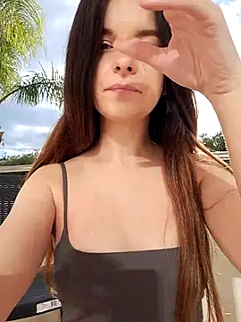 RaonXO online show from March 2025 08:17:01 AM