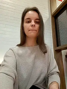RaonXO online show from December 2024 06:22:01 PM