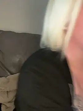 Blondiee3088 online show from March 2025 03:56:01 PM