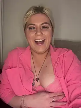 Blondiee3088 online show from January 2025 01:46:01 PM