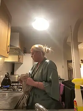 Blondiee3088 online show from March 2025 07:39:01 PM