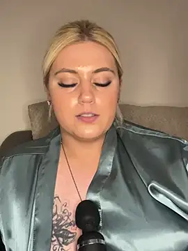 Blondiee3088 online show from March 2025 04:36:02 PM