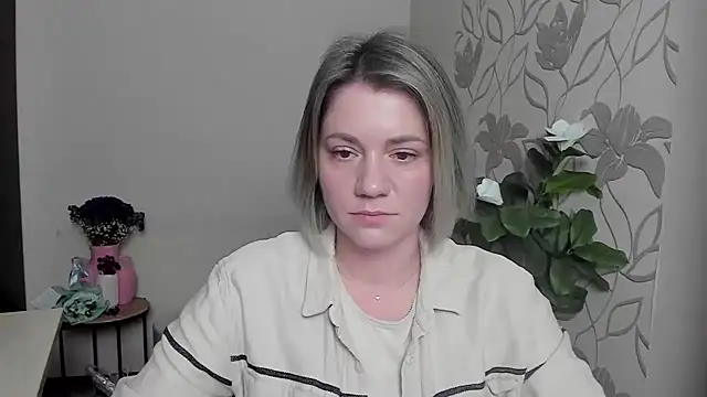 MariaSttone online show from March 2025 03:28:02 PM