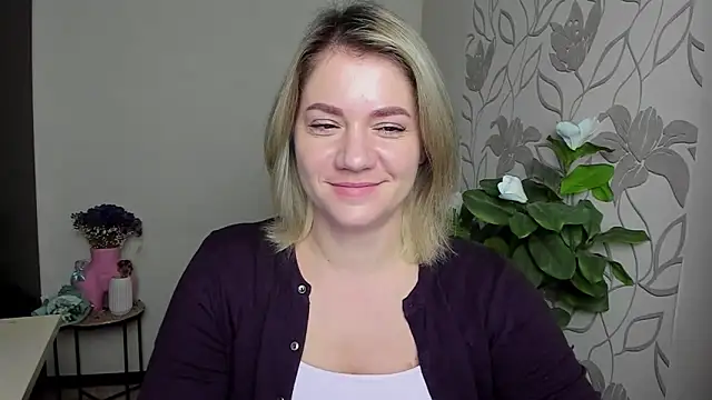 MariaSttone online show from October 2025 03:46:01 PM