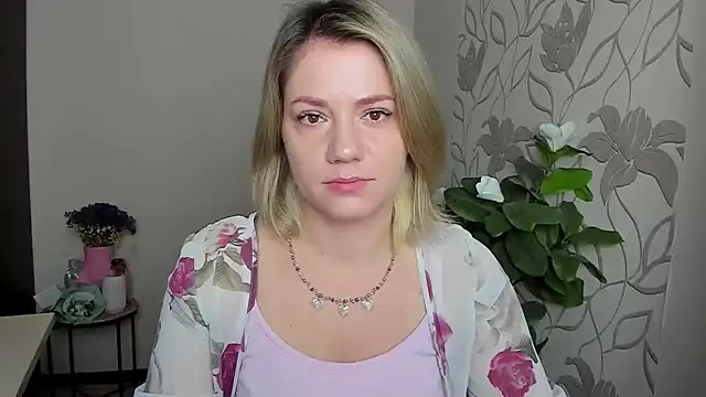 MariaSttone online show from October 2025 08:59:01 AM