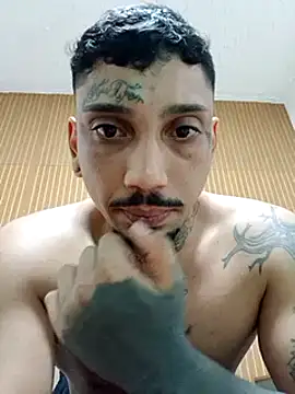 Guihenrick online show from February 2026 10:51:01 PM