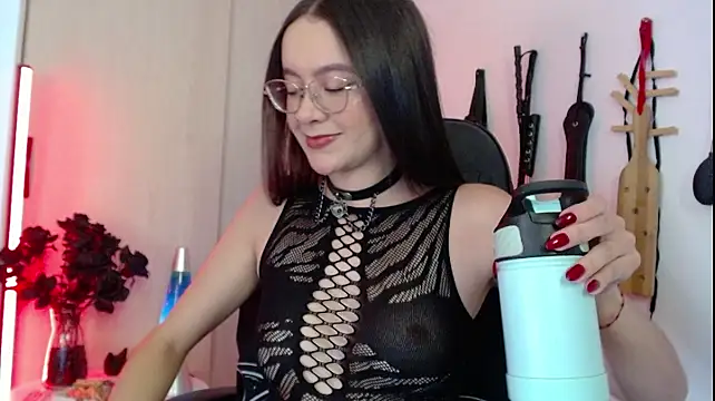 Alisson Beckett online show from April 2026 08:15:02 PM