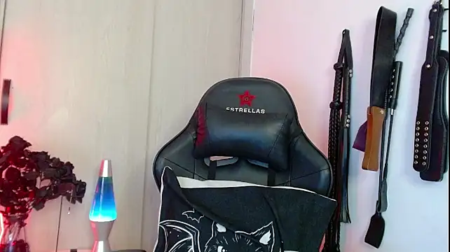 Alisson Beckett online show from March 2026 11:38:01 PM