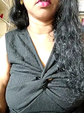 Snapshot of Bangarupapa chatting on May 2026 05:44:02 AM Bangarupapa online show from May 2026 05:44:02 AM